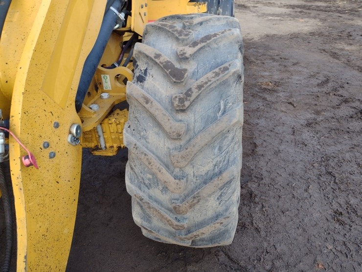 caterpillar-908m-image-19