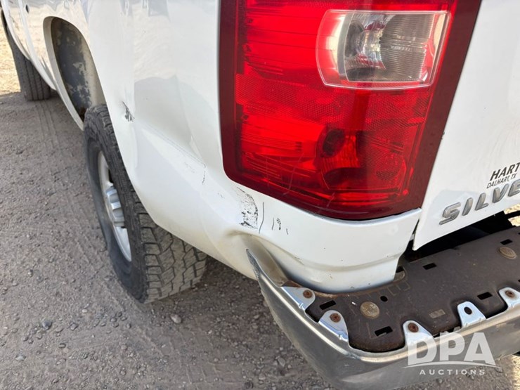 2010-chevrolet-silverado-2500hd-image-28