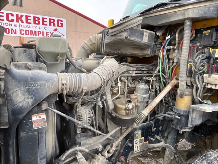 2019-kenworth-t880-image-19