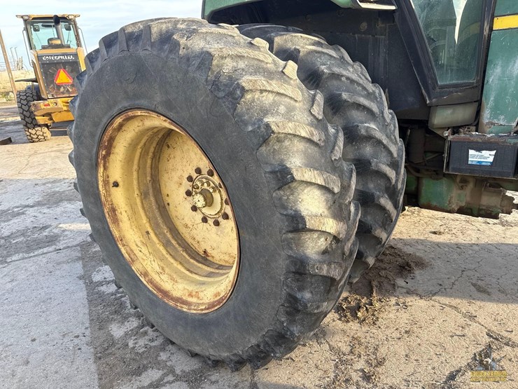 john-deere-4850-image-11