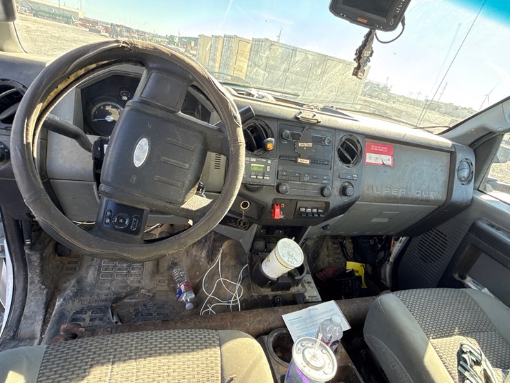 2012-ford-f550-image-38