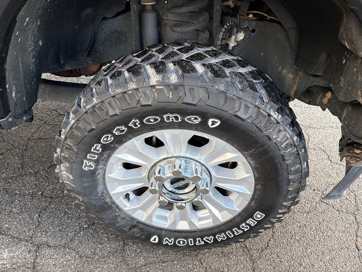 2021-ford-f350-image-15