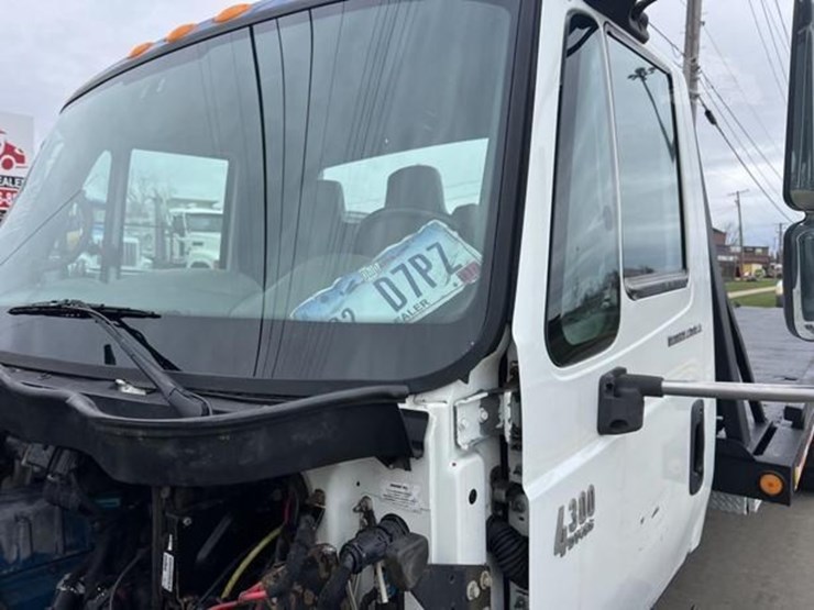 international-durastar-4300-image-13