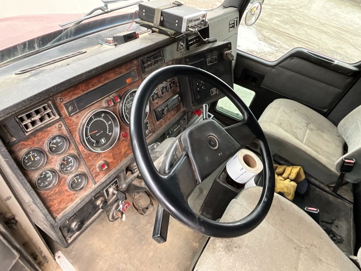 kenworth-t300-image-22