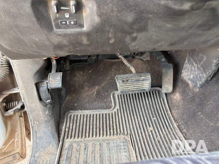 chevrolet-silverado-2500hd-image-71