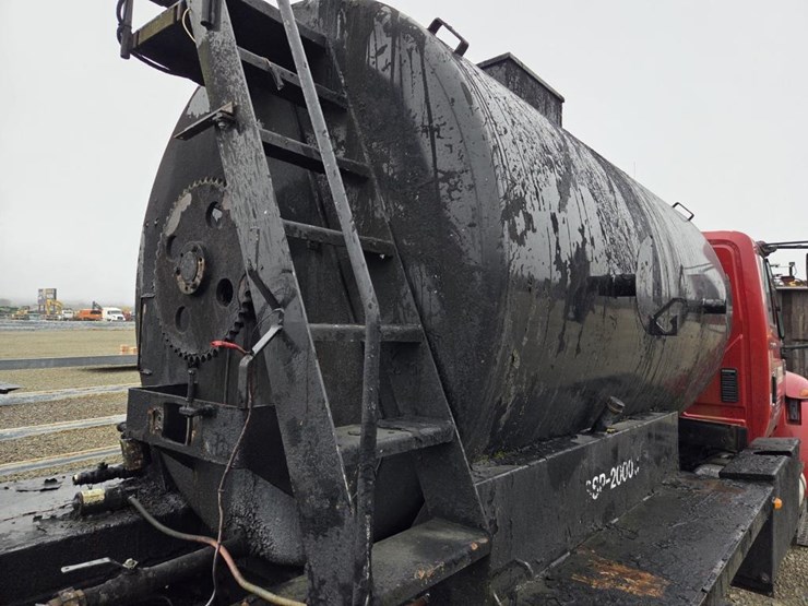 2011-international-durastar-4400-image-33