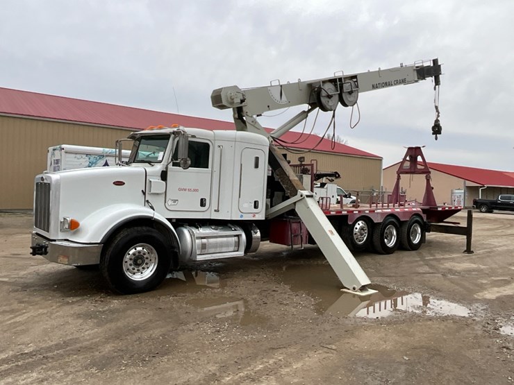 2015-peterbilt-365-image-2