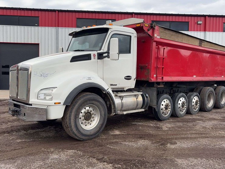 2016-kenworth-t880-image-1