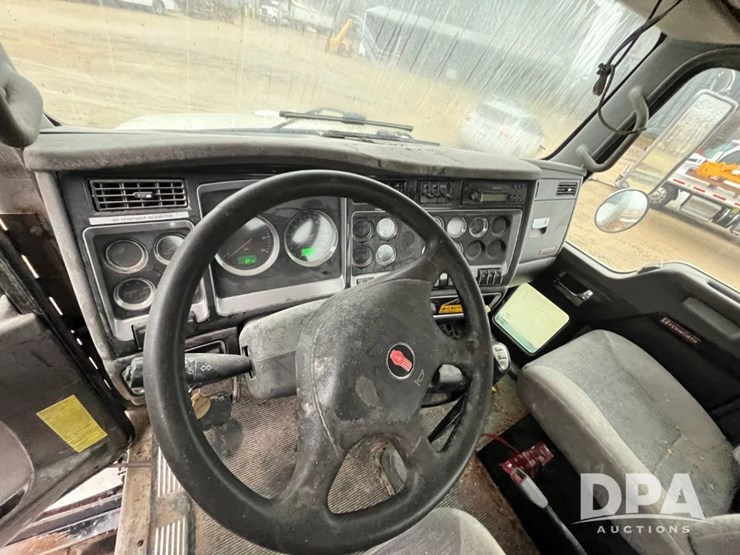 kenworth-t800-image-49