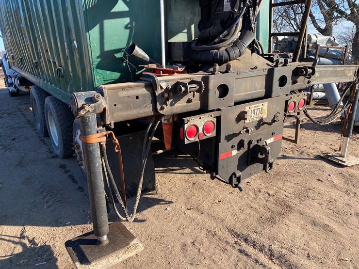 #205-•-2004-sterling-grapple-truck-(has-wi-title)-(chetek,-wi)-image-32