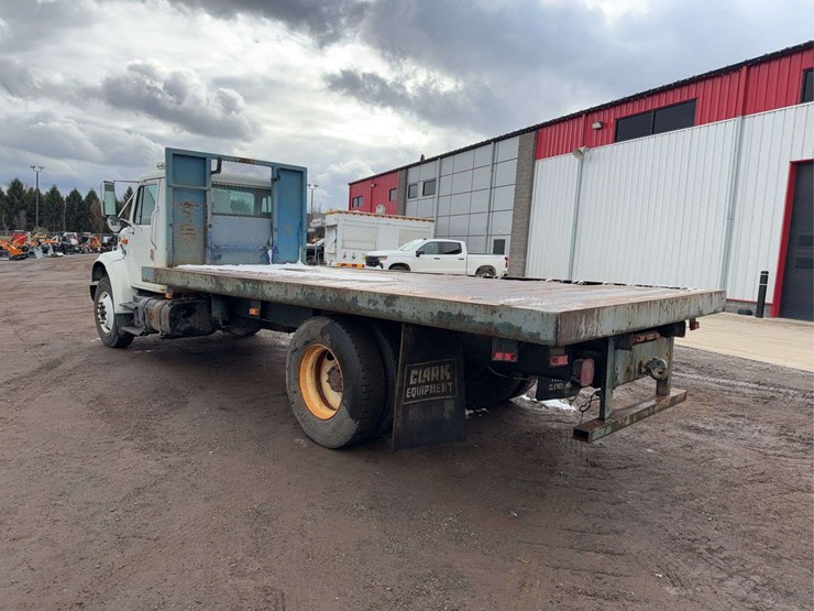 1997-international-4900-image-4