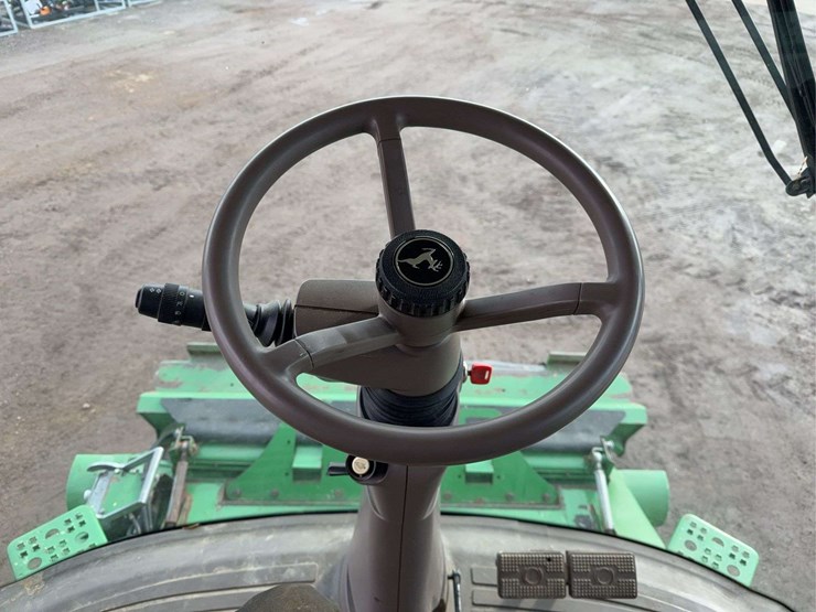 2013-john-deere-s670-image-99
