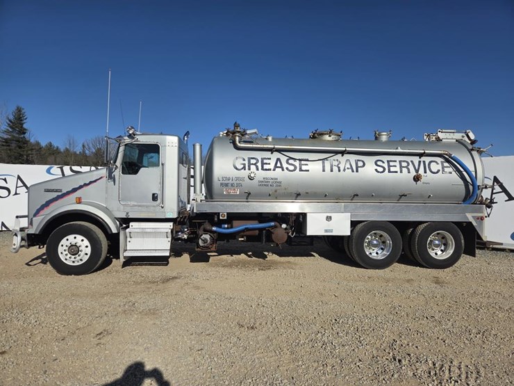 2005-kenworth-t800-image-2