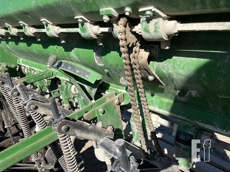 john-deere-8200-image-9