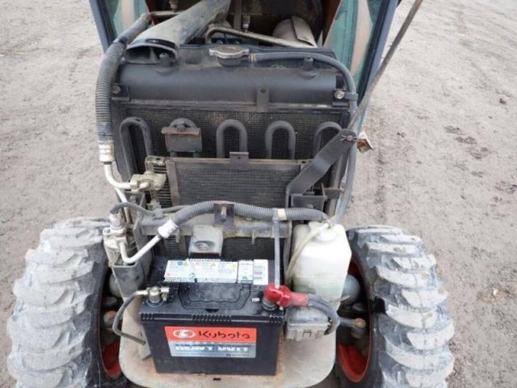 2017-kubota-b2650hsd-image-61