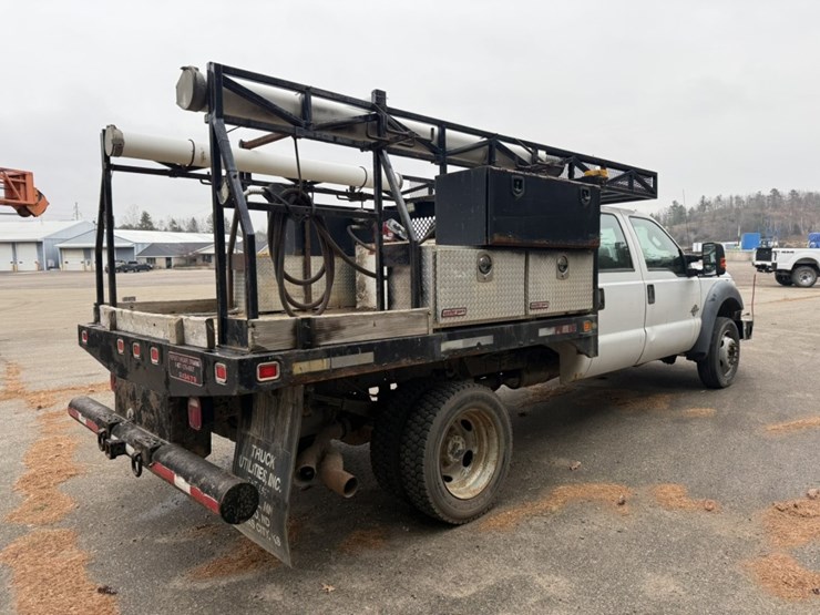 2011-ford-f550-image-6