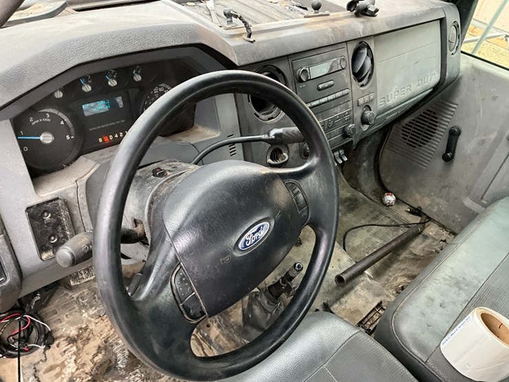 2015-ford-f650-image-19