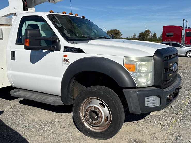 2012-ford-f550-image-18