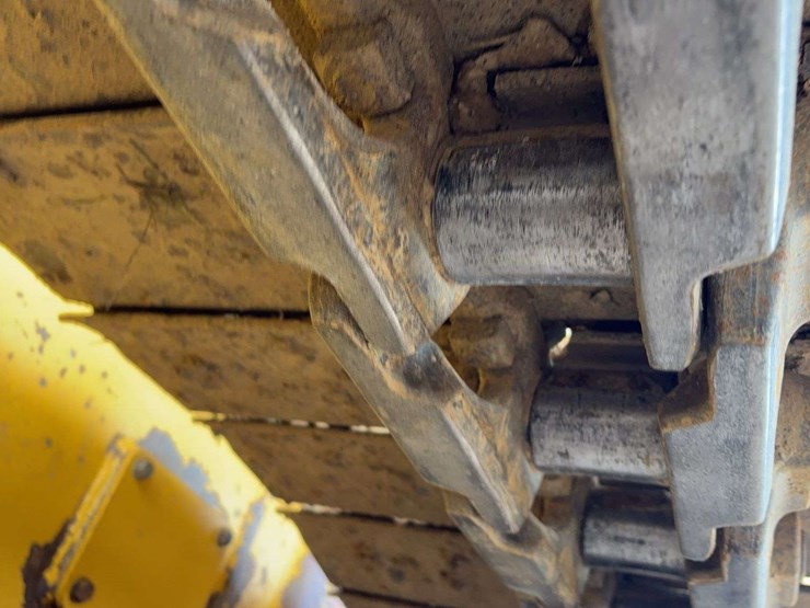 2020-komatsu-d61-image-13