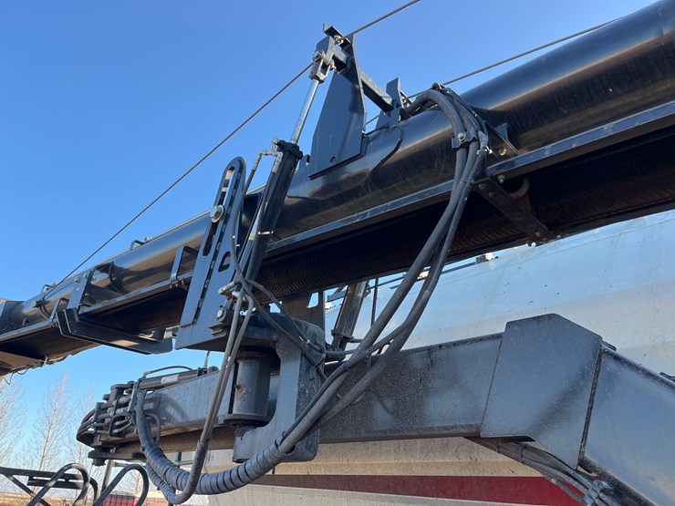 2016-bourgault-3320-66-image-129