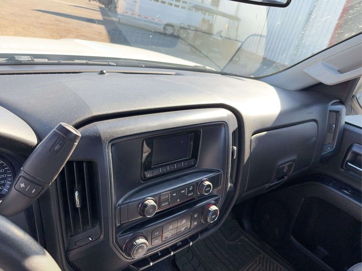 2014-gmc-sierra-1500-image-33