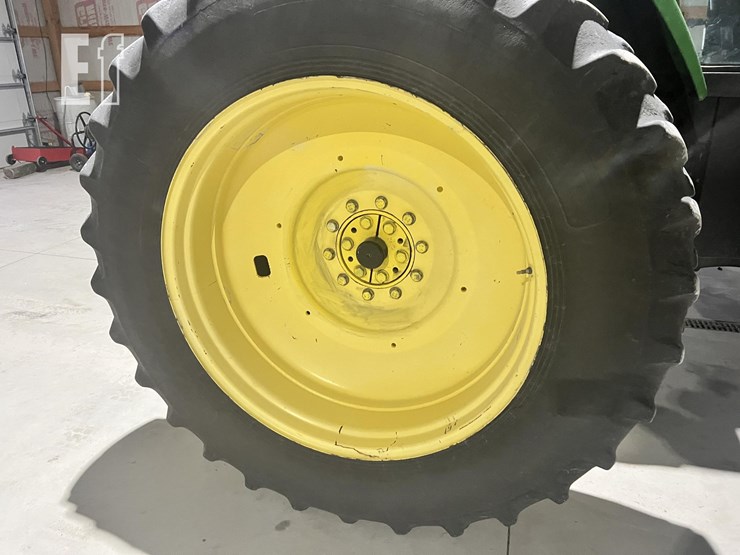 john-deere-7810-image-7