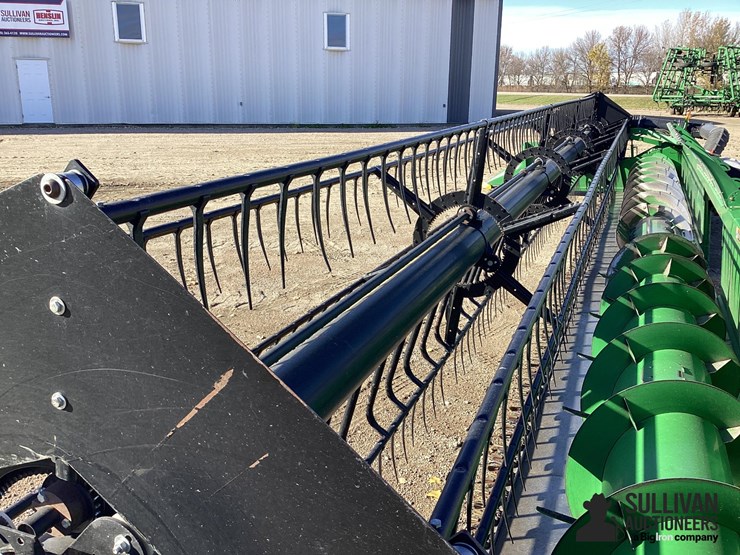 2014-john-deere-635f-image-15