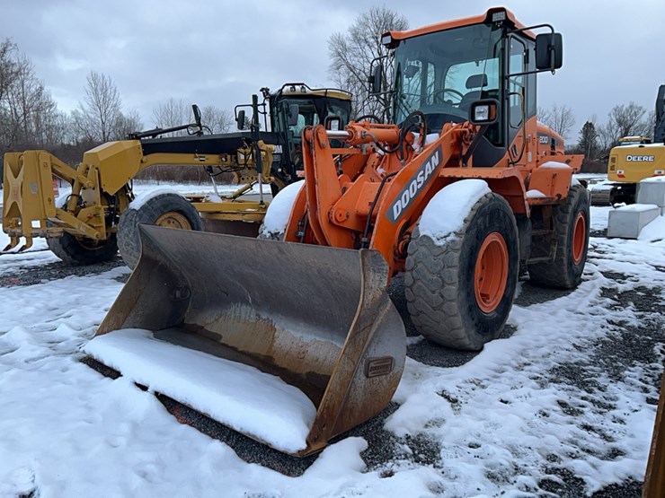 2015-doosan-dl200-3-image-7