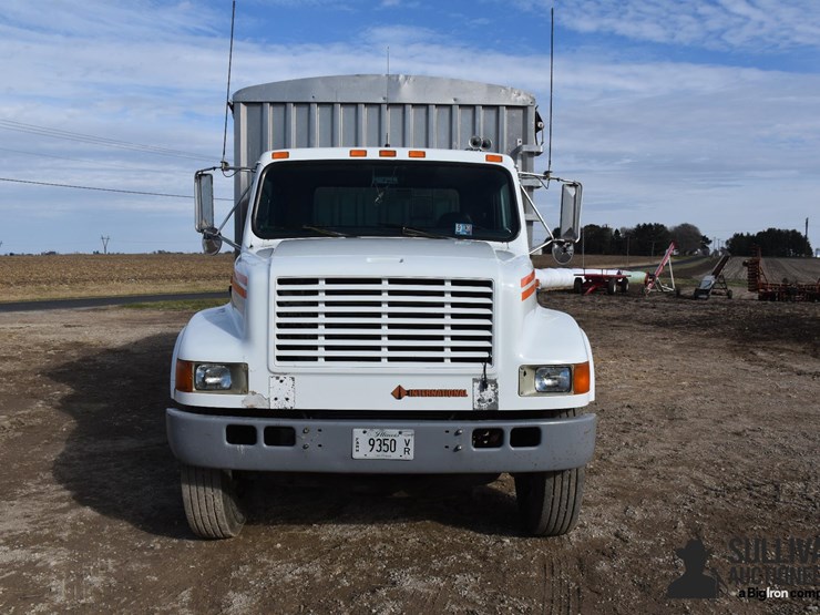 1991-international-4900-image-2