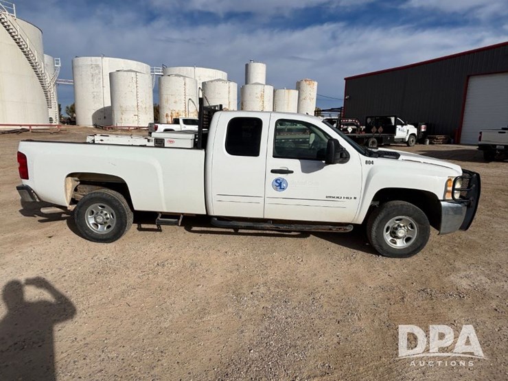 chevrolet-2500hd-image-3