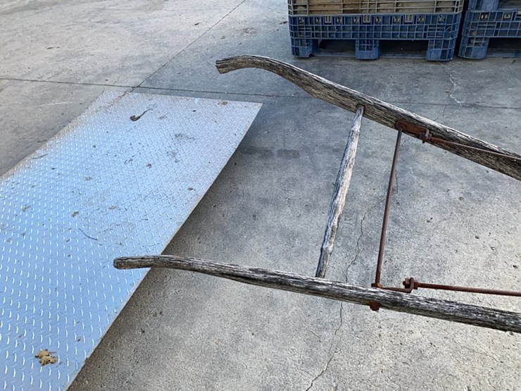 j.-f.-leury-&-sons-walking-plow-image-3