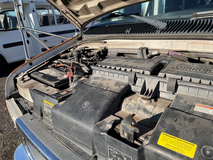 2001-ford-transit-image-31