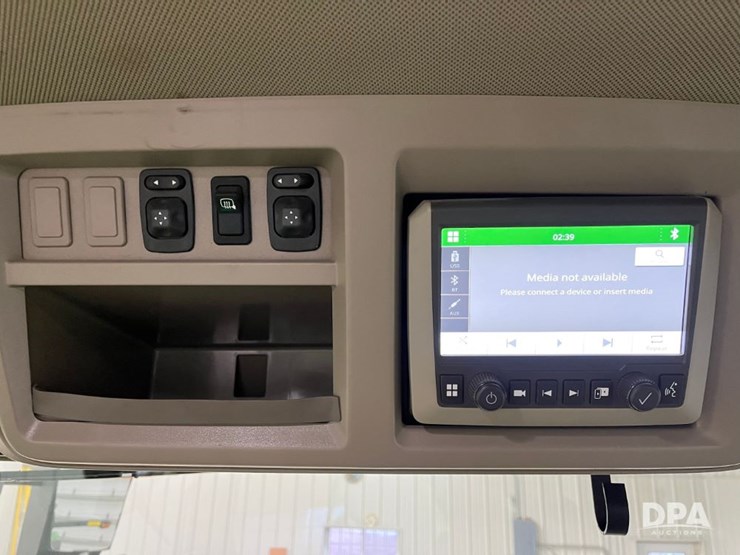 john-deere-8r-340-image-58