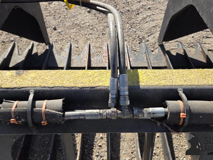 80"-rock/brush-grapple-image-15