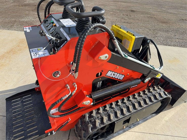 2025-mms-ms380r-stand-on-skid-loader-image-12