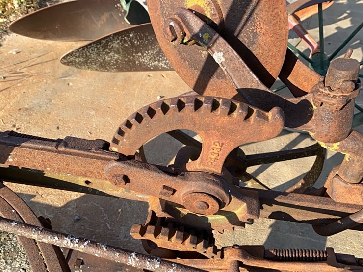 2-btm-walking-plow-image-13