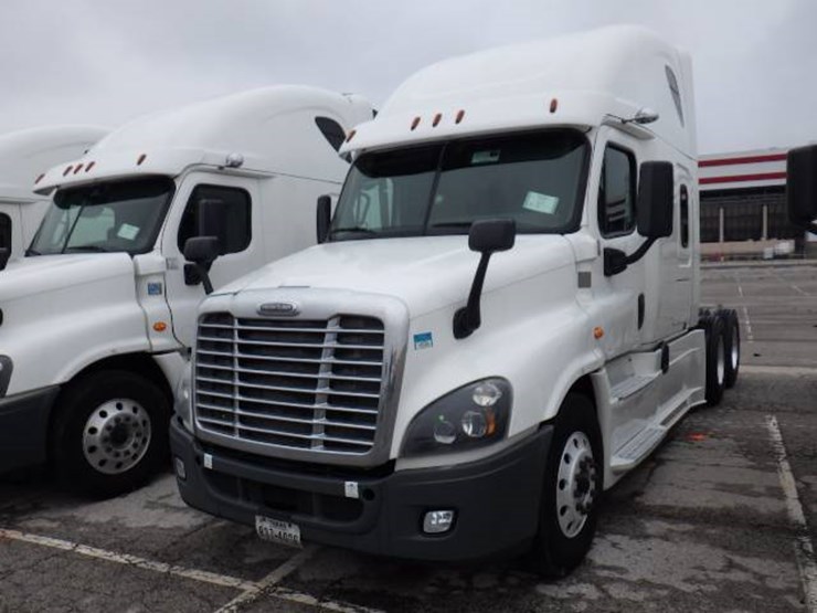 freightliner-cascadia-125-image-1