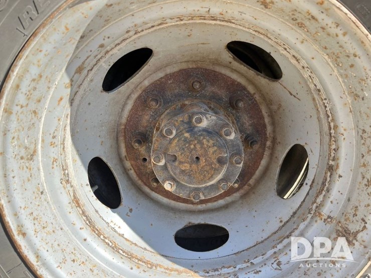 ford-f550-xl-image-33