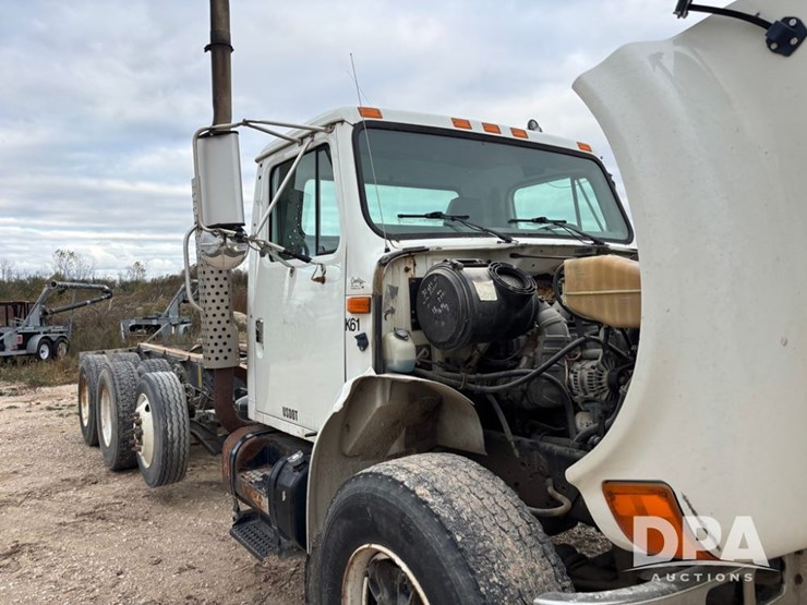 international-4900-image-27