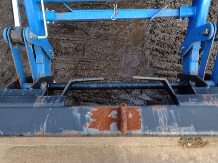 new-holland-boomer-37-image-14