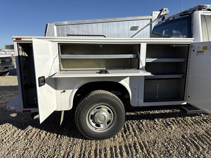 2017-ford-f250-image-18