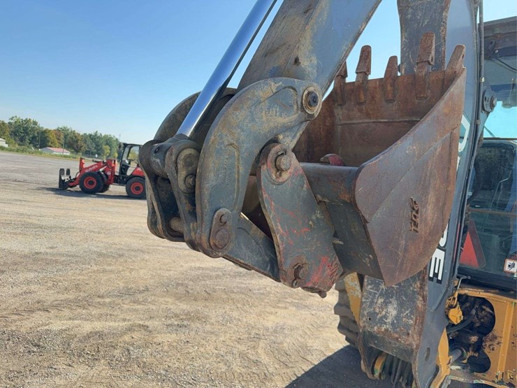 2011-deere-310j-image-13