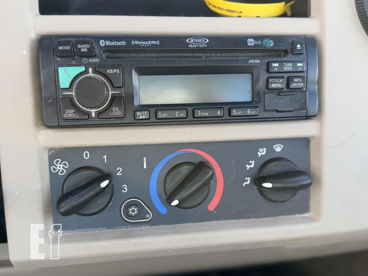 john-deere-gator-xuv-835r-image-18