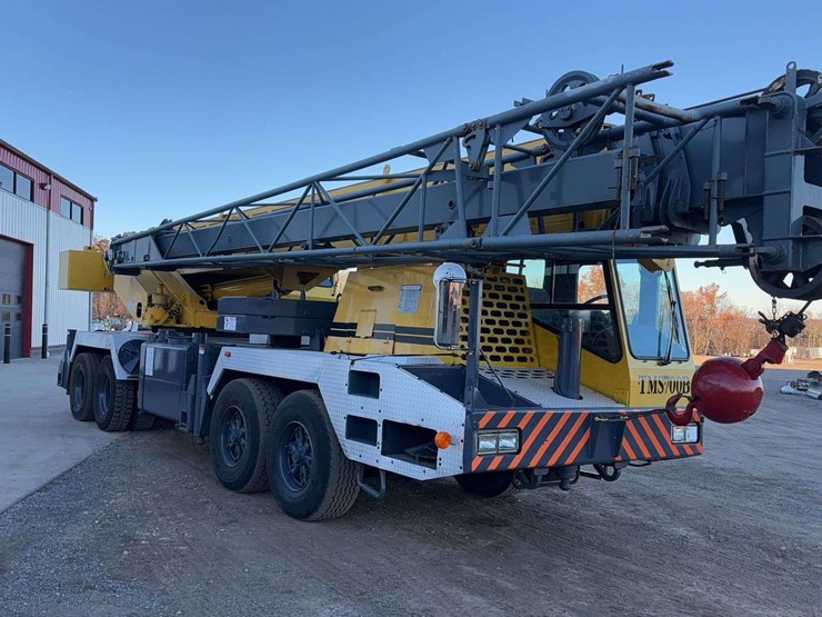 1993-grove-tms700b-image-2