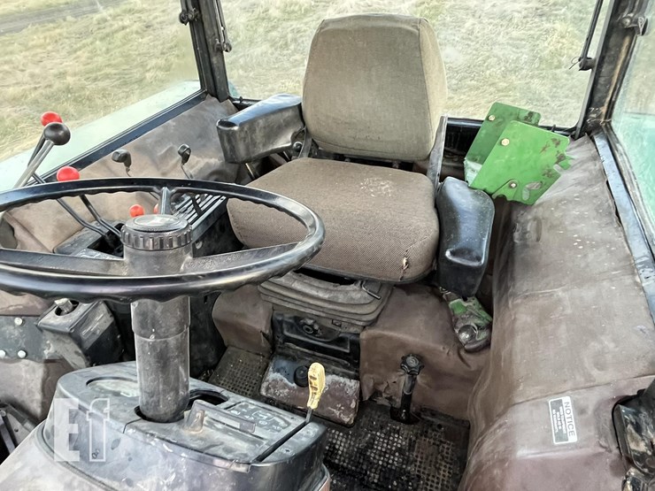 john-deere-3155-image-31