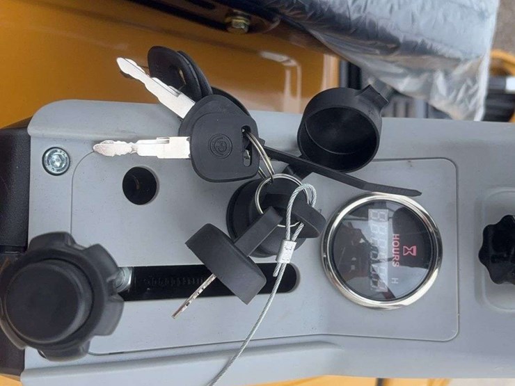 sdlanch-sdle20-mini-excavator-image-19