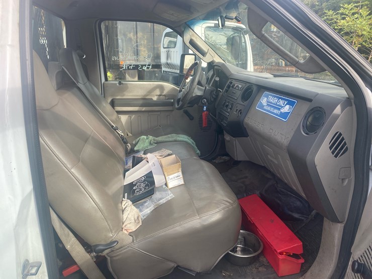 2008-ford-f550-xl-image-2