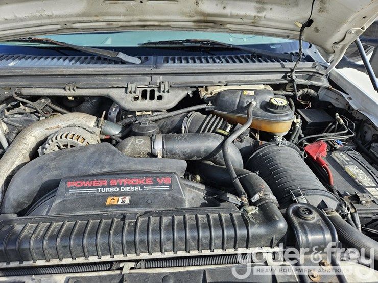 ford-f350-xlt-image-20