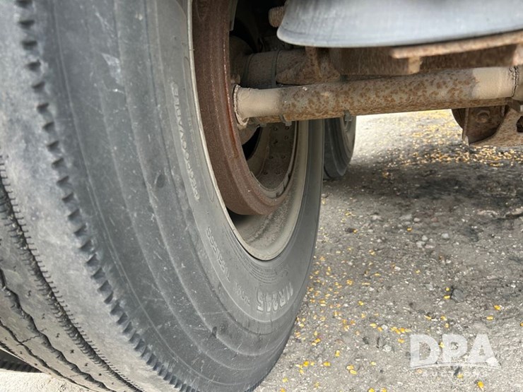 2006-timpte-hopper-bottom-image-21