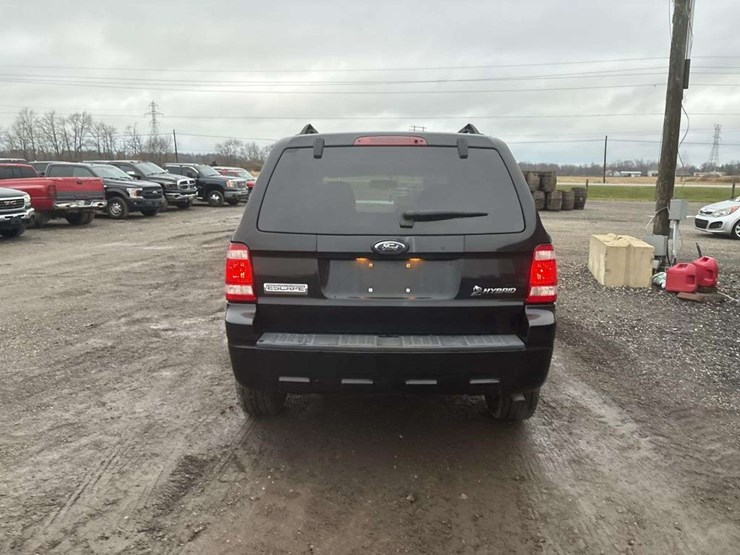 2009-ford-escape-hybrid-image-4